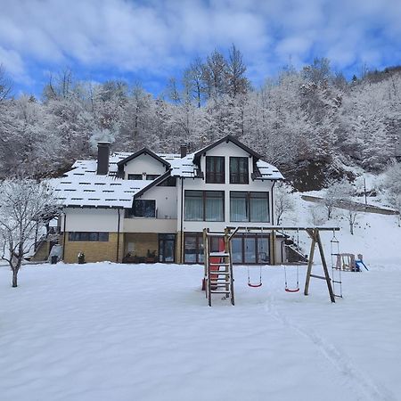 Zlatarska Dolina Bed and Breakfast Nova Varoš Exteriör bild
