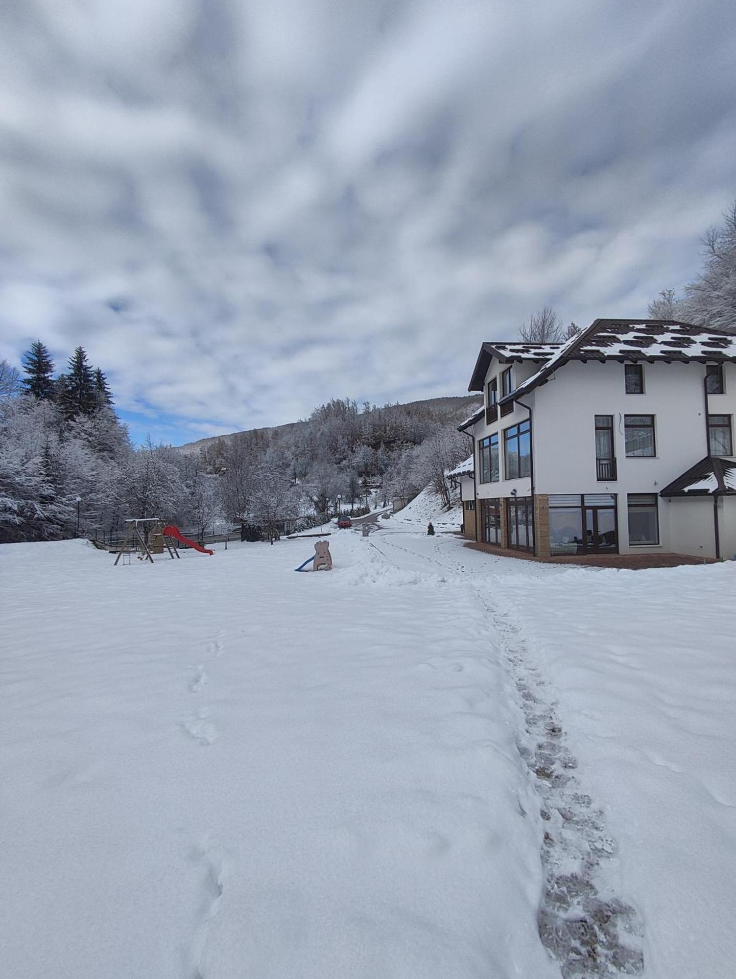 Zlatarska Dolina Bed and Breakfast Nova Varoš Exteriör bild